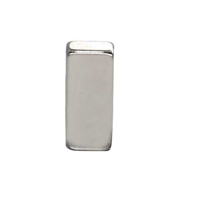 Dikdörtgen Güçlü Neodimyum Mıknatıslar Kalıcı Nadir Toprak Mıknatısları 30 X 10 X 5mm
